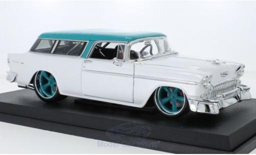 Diecast model cars Chevrolet Nomad 1/18 Maisto metallic white/türkis 1955 Chevrolet Nomad 1/18 Maisto metallic white/türkis 1955 diecast model cars