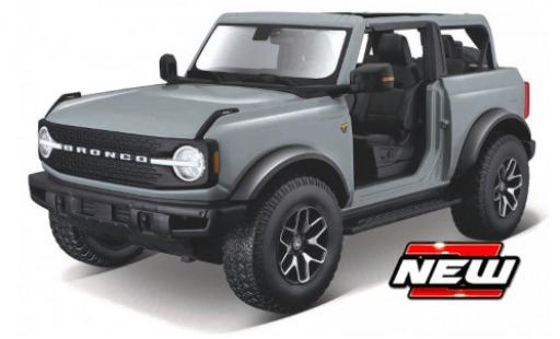 Ford Bronco 1/18 Maisto Badlands orange 2021 diecast model cars