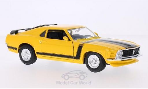 Diecast model cars Ford Mustang 1/24 Maisto Boss 302 yellow 1970 Ford Mustang 1/24 Maisto Boss 302 yellow 1970 diecast model cars
