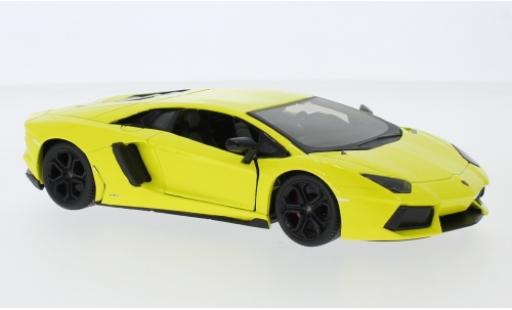 Lamborghini Aventador 1/24 Maisto LP 700-4 yellow diecast model cars