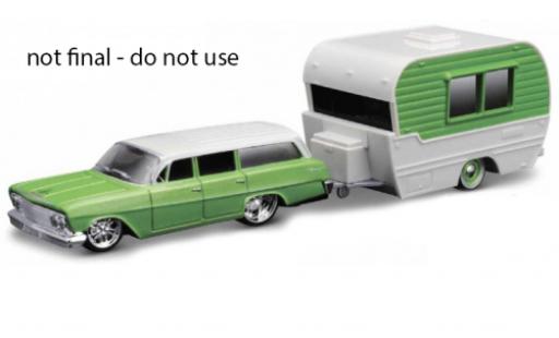 Diecast model cars Chevrolet Biscayne 1/64 Maisto Station Wagon green/white 1962 Chevrolet Biscayne 1/64 Maisto Station Wagon green/white 1962 diecast model cars
