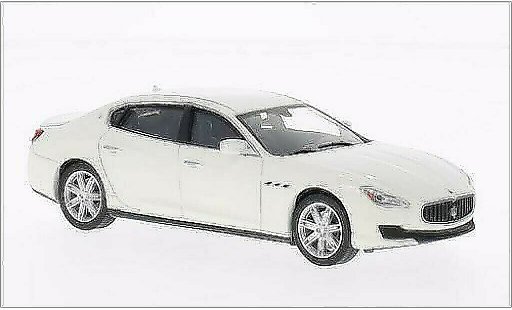 Maserati Quattroporte GTS 1/43 WhiteBox white 2013 diecast model cars