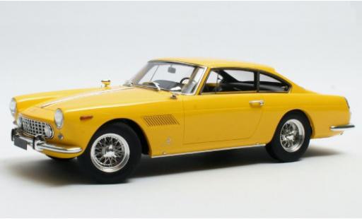 Diecast model cars Ferrari 250 1/18 Matrix GTE 2+2 yellow 1960 Ferrari 250 1/18 Matrix GTE 2+2 yellow 1960 diecast model cars