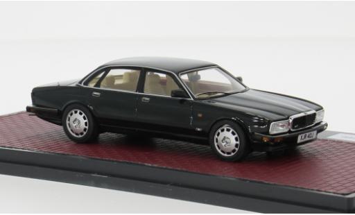 Jaguar XJ 1/43 Matrix R (40) grün 1991 1:43 diecast model cars
