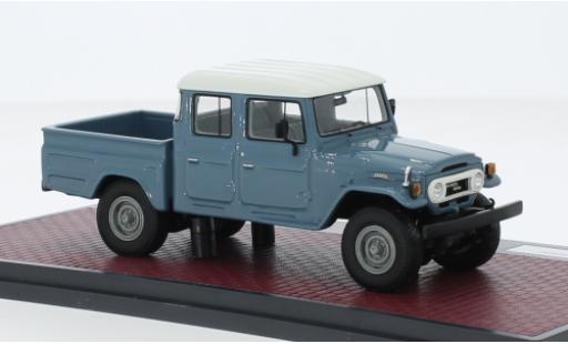 Diecast model cars Toyota Land Cruiser 1/43 Matrix HJ45 Crew Cab grey/white Toyota Land Cruiser 1/43 Matrix HJ45 Crew Cab grey/white diecast model cars