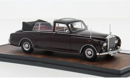 Diecast model cars Rolls Royce Phantom 1/43 Matrix VI Landaulet rot 1973 1:43 Rolls Royce Phantom 1/43 Matrix VI Landaulet rot 1973 1:43 diecast model cars