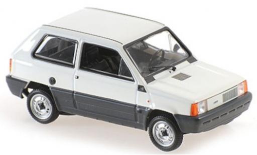 Diecast model cars Fiat Panda 1/43 Maxichamps white 1980 Fiat Panda 1/43 Maxichamps white 1980 diecast model cars