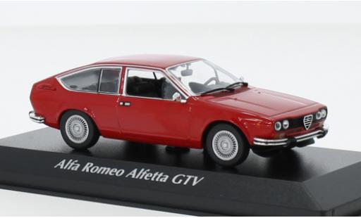 Alfa Romeo Alfetta 1/43 Maxichamps GTV red 1976 diecast model cars