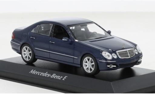 Mercedes Classe E 1/43 Maxichamps (W211) metallise blue 2006 diecast model cars