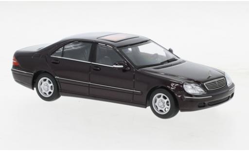 Diecast model cars Mercedes Classe S 1/43 Maxichamps (W220) metallise red 1998 Mercedes Classe S 1/43 Maxichamps (W220) metallise red 1998 diecast model cars