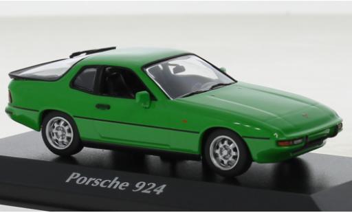 Diecast model cars Porsche 924 1/43 Maxichamps green 1984 Porsche 924 1/43 Maxichamps green 1984 diecast model cars