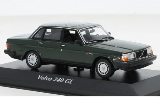 Volvo 240 1/43 Maxichamps GL green 1986 diecast model cars