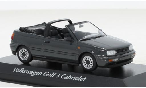 Diecast model cars Volkswagen Golf 1/43 Maxichamps III Cabriolet metallise grey 1997 Volkswagen Golf 1/43 Maxichamps III Cabriolet metallise grey 1997 diecast model cars