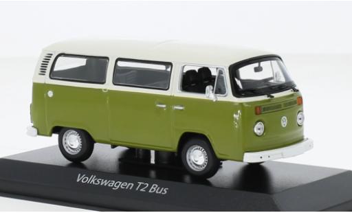Diecast model cars Volkswagen T2 1/43 Maxichamps bus white/vert 1972 Volkswagen T2 1/43 Maxichamps bus white/vert 1972 diecast model cars