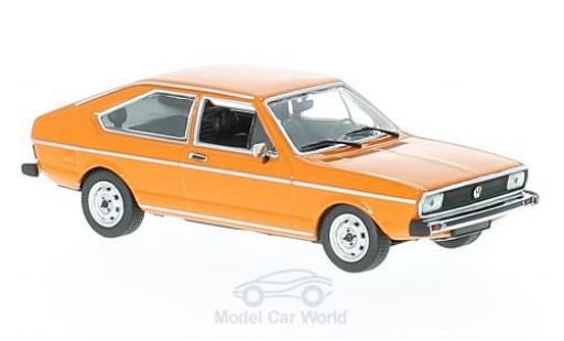 Diecast model cars Volkswagen Passat 1/43 Maxichamps orange 1975 Volkswagen Passat 1/43 Maxichamps orange 1975 diecast model cars