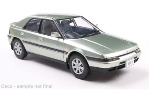 Mazda 323 1/24 WhiteBox F grün 1:24 diecast model cars