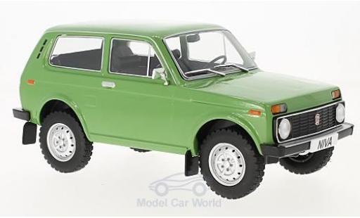 Lada Niva 1/18 MCG green 1976 diecast model cars
