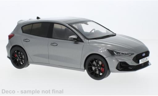 Ford Focus 1/18 MCG ST metallise grey 2022 diecast model cars