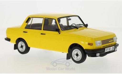 Diecast model cars Wartburg 353 1/18 MCG yellow 1985 Türen und Hauben geschlossen Wartburg 353 1/18 MCG yellow 1985 Türen und Hauben geschlossen diecast model cars