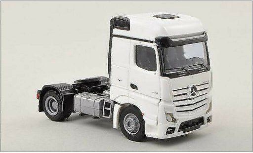 Mercedes Actros Streamspace 1/87 AWM 2 white Solo-Zugmaschine 2-achsig white diecast model cars