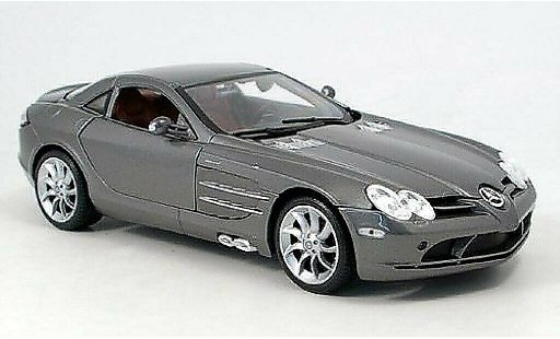 Mercedes SLR Base 1/18 Maisto greygrey 2003 diecast model cars