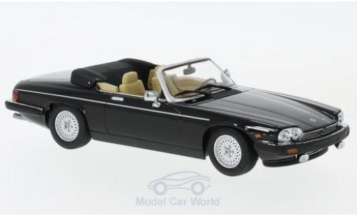 Diecast model cars Jaguar XJ 1980 1/43 Minichamps -S Convertible black 1980 Jaguar XJ 1980 1/43 Minichamps -S Convertible black 1980 diecast model cars