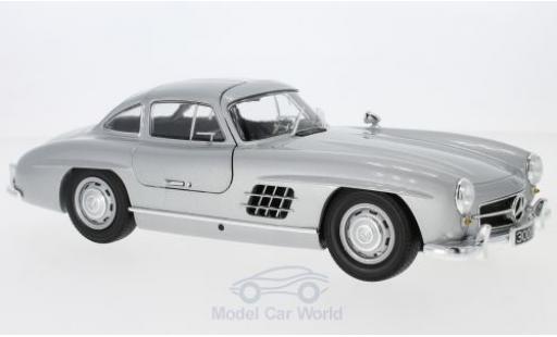Diecast model cars Mercedes 300 SL 1/18 Minichamps SL (W198) grey 1955 Mercedes 300 SL 1/18 Minichamps SL (W198) grey 1955 diecast model cars