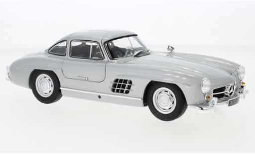 Diecast model cars Mercedes 300 1/18 Minichamps SL d 1954 Mercedes 300 1/18 Minichamps SL d 1954 diecast model cars