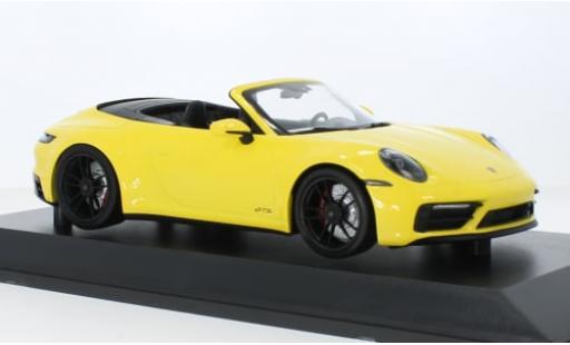 Porsche 992 GTS 1/18 Minichamps 911  Carrera 4 Cabriolet gelb 2020 1:18 diecast model cars