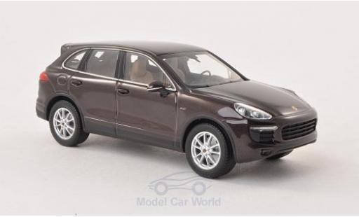 Porsche Cayenne 1/43 Minichamps metallic brown 2014 Diesel (92A) diecast model cars