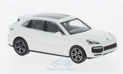 Diecast model cars Porsche Cayenne Turbo 1/87 Minichamps Turbo white 2017 Porsche Cayenne Turbo 1/87 Minichamps Turbo white 2017 diecast model cars