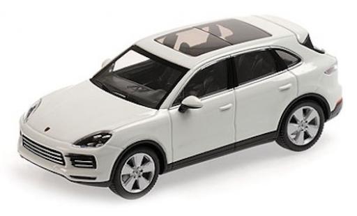 Porsche Cayenne 1/43 Minichamps white 2017 diecast model cars