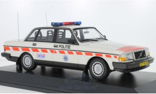 Diecast model cars Volvo 240 1/18 Minichamps GL Politie (NL) 1986 Volvo 240 1/18 Minichamps GL Politie (NL) 1986 diecast model cars