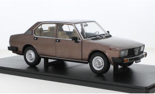 Alfa Romeo Alfetta 1/18 Mitica Berlina 2000 TD metallise brown 1979 diecast model cars
