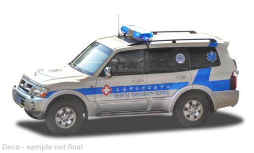 Mitsubishi Pajero 1/18 Sun Star V73 Shanghai Medical Emergency Center 1:18 diecast model cars