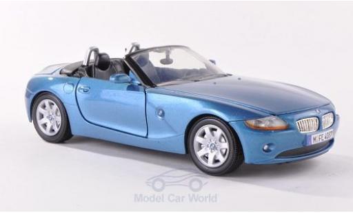 Bmw Z4 E85 1/24 Motormax (E85) metallic blue 2003 Verdeck geöffnet diecast model cars