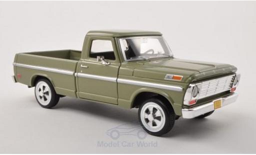 Diecast model cars Ford F-1 1/24 Motormax 00 Pick Up metallic green 1969 ohne Vitrine Ford F-1 1/24 Motormax 00 Pick Up metallic green 1969 ohne Vitrine diecast model cars