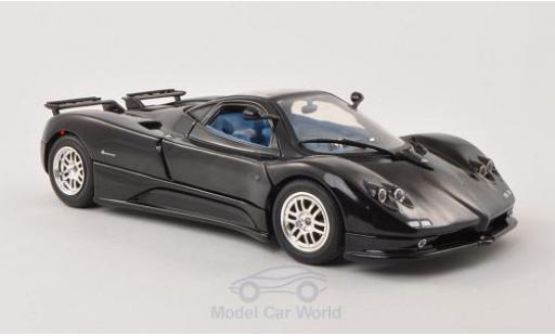 Diecast model cars Pagani Zonda R 1/18 Motormax C12 black 2004 Pagani Zonda R 1/18 Motormax C12 black 2004 diecast model cars