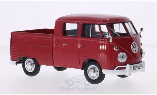 Volkswagen T1 A 1/24 Motormax DoKa red diecast model cars