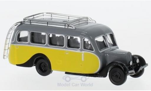 Diecast model cars Citroen U23 1/87 Norev Autocar yellow/grey 1947 Citroen U23 1/87 Norev Autocar yellow/grey 1947 diecast model cars