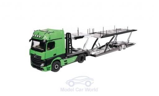 Diecast model cars Mercedes Actros 1/18 NZG GigaSpace 4X2 FH25 green/grey 2018 Autotransporter Mercedes Actros 1/18 NZG GigaSpace 4X2 FH25 green/grey 2018 Autotransporter diecast model cars