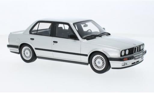 Diecast model cars Bmw 325 1/18 Ottomobile i (E30) silber 1988 1:18 Bmw 325 1/18 Ottomobile i (E30) silber 1988 1:18 diecast model cars