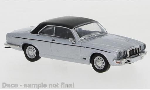 Diecast model cars Jaguar XJ 1/87 PCX87 -C grey/matt-black 1973 Jaguar XJ 1/87 PCX87 -C grey/matt-black 1973 diecast model cars