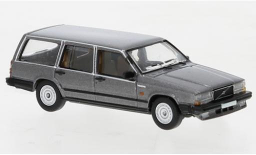Diecast model cars Volvo 740 1/87 PCX87 camionnette metallise grey 1985 Volvo 740 1/87 PCX87 camionnette metallise grey 1985 diecast model cars