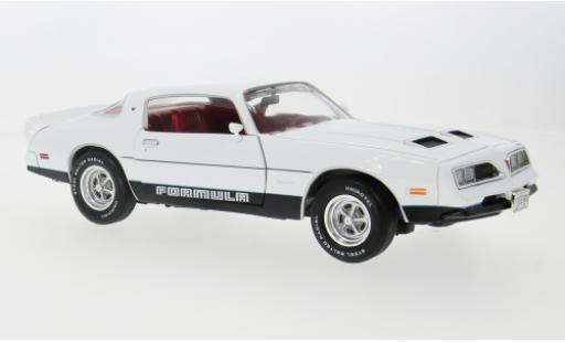 Diecast model cars Pontiac Firebird 1/18 Auto World Formu weiss 1:18 Pontiac Firebird 1/18 Auto World Formu weiss 1:18 diecast model cars
