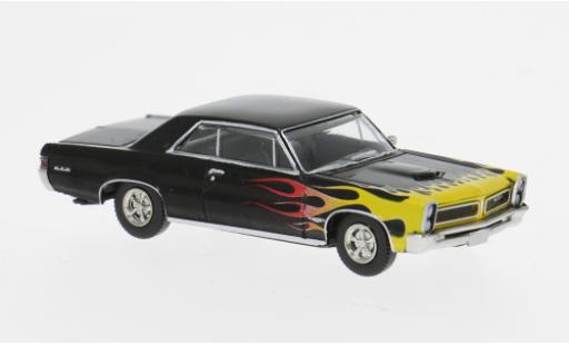 Diecast model cars Pontiac GTO Coupe 1965 Flames 1/87 Brekina