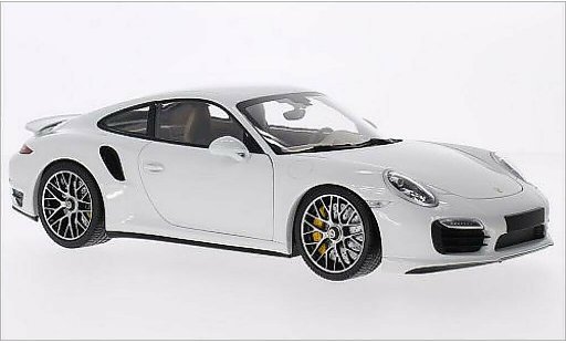 Porsche 911 Turbo S 1/18 Minichamps white 2013 diecast model cars