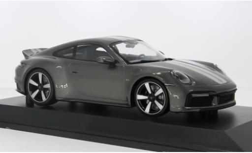 Porsche 992 1/18 Minichamps 911  Sport Classic grau 2022 1:18 diecast model cars