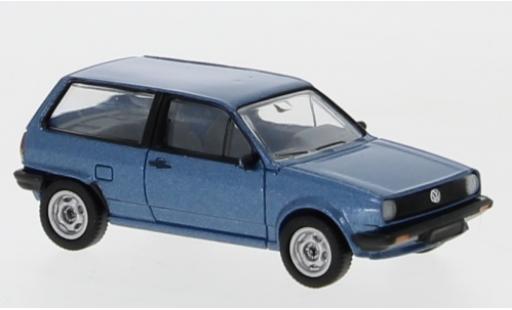 Diecast model cars Volkswagen Polo 1/87 Premium ClassiXXs II metallic blue 1985 Volkswagen Polo 1/87 Premium ClassiXXs II metallic blue 1985 diecast model cars