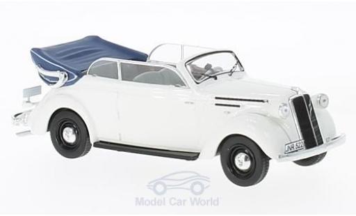 Diecast model cars Volvo PV 1/43 Premium X 51 Convertible white 1937 Volvo PV 1/43 Premium X 51 Convertible white 1937 diecast model cars